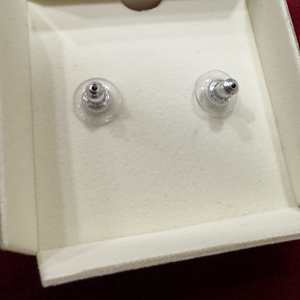 Swarovski Mesmera stud earrings as seen on Ariana Grande NWT - Picture 3 of 8
